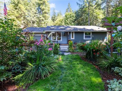 7077 Ebbert Dr SE, Pt Orchard, WA, 98367