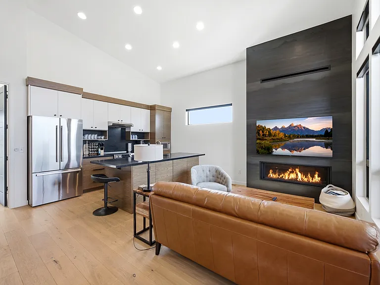 7143 N Pace Pl — Photo 9