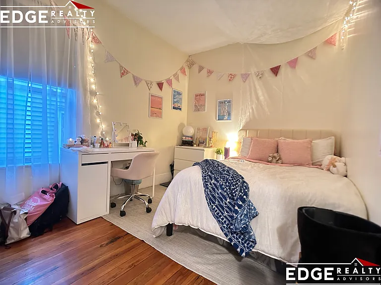 8 Carmel St #2 — Photo 8
