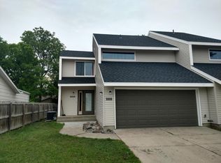 2222 Fallcreek Ct, Grand Forks, ND 58201