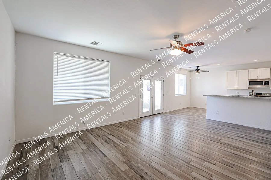 Coming soon - NO HOA — Photo 4