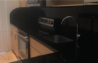 3rd image of 9280 Biscayne Blvd APT I