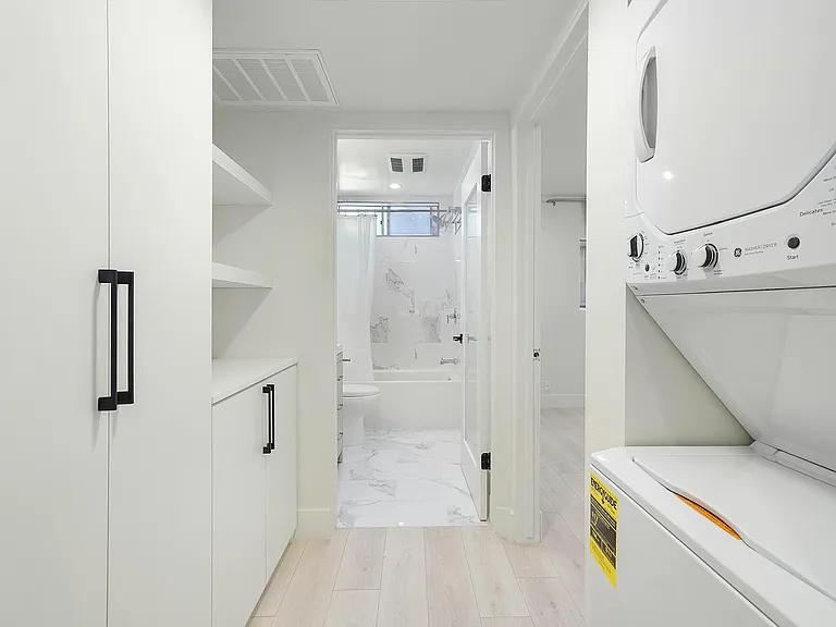 3380 Vinton Ave #103 — Photo 7