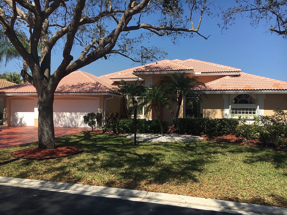 2nd image of 10295 NW 63rd Dr
