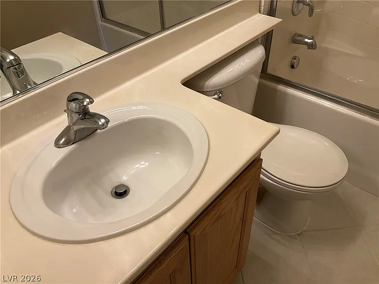 7308 Laburnum St — Photo 18