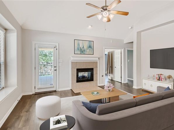 2596 Santa Barbara Loop