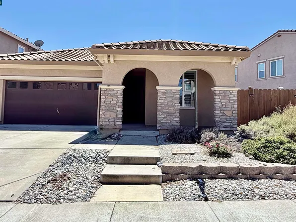 373 Anchorage Dr, Vacaville, CA 95687