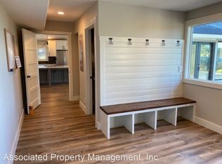 17567 NW Corey Rd, North Plains, OR 97133