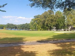 4 Waters Edge St, Montgomery, TX 77356