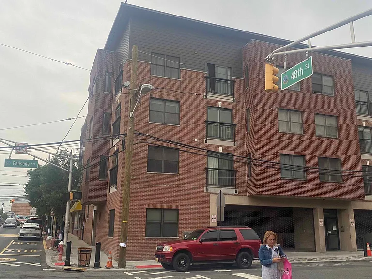 4801 Palisade Ave #2C — Photo 19