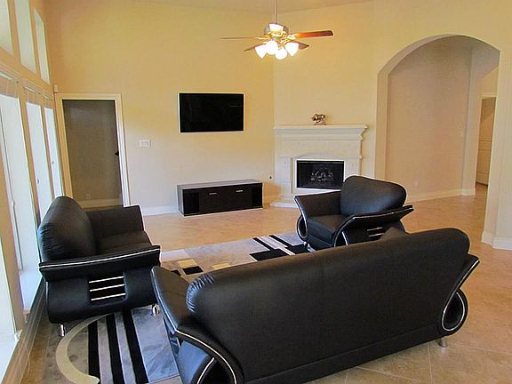 3rd image of 27119 Bunker Bluff Ct