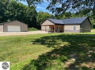 802 W 4th Rd, Buckley, MI 49620