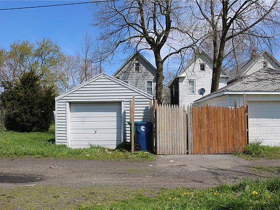 5th image of 2443 Cudaback Ave