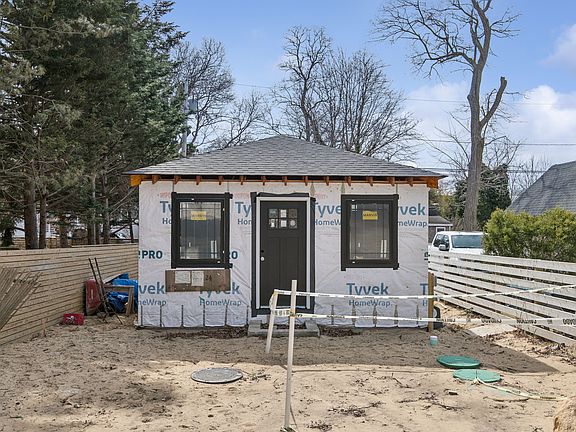 2nd image of 24 Maidstone Park Rd