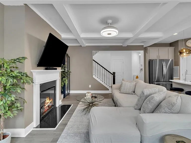 7689 Baron Rd — Photo 10
