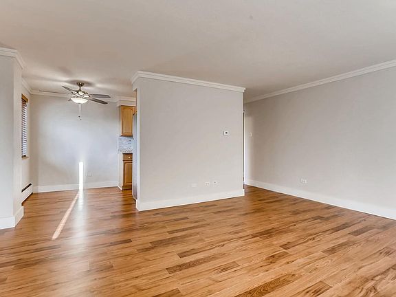 4th image of 1035 N Colorado Blvd APT 302