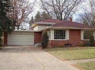 622 N Hawk St, Palatine, IL 60067