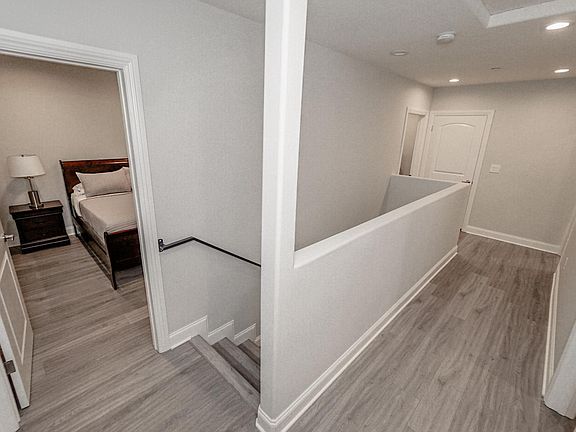 3rd image of 7213 S La Cienega Blvd #1/2