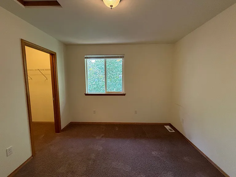 18230 28th Dr SE — Photo 25