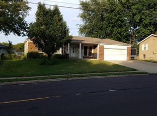 2419 Willow St, Pekin, IL 61554