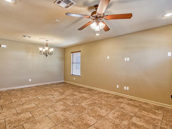 3rd image of 5710 Saluki Dr