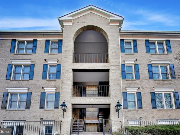 5707 Brewer House Cir APT T2, Rockville, MD 20852