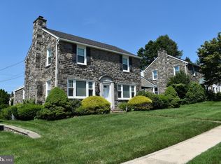902 Shadeland Ave, Drexel Hill, PA 19026
