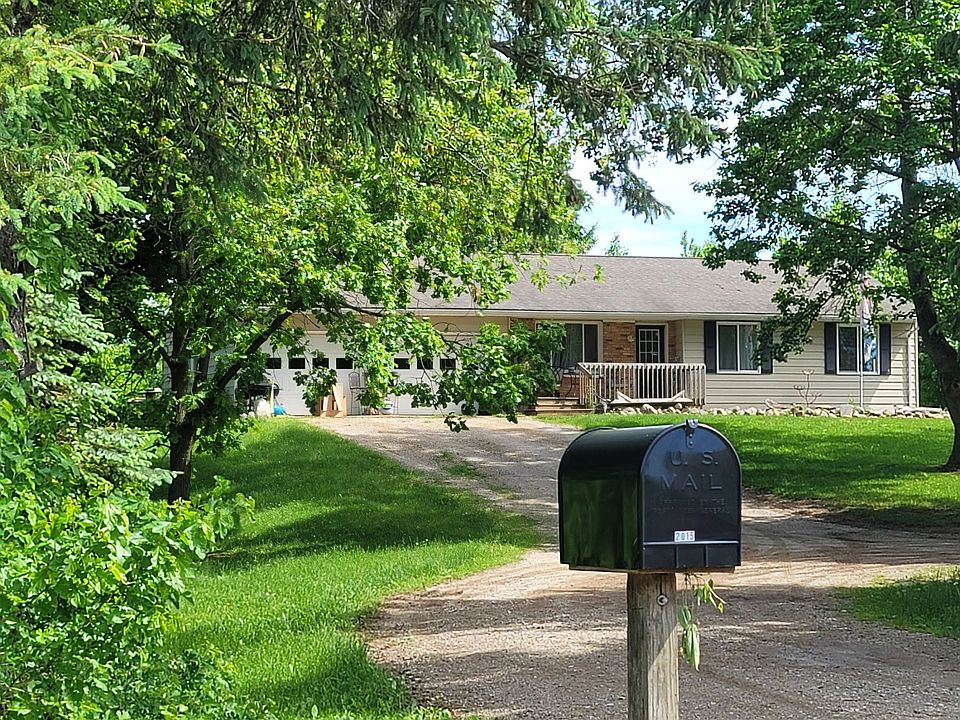 2nd image of 2015 Olive Branch Rd