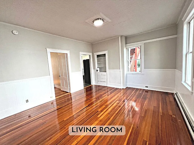 32 Pool St #101 — Photo 8