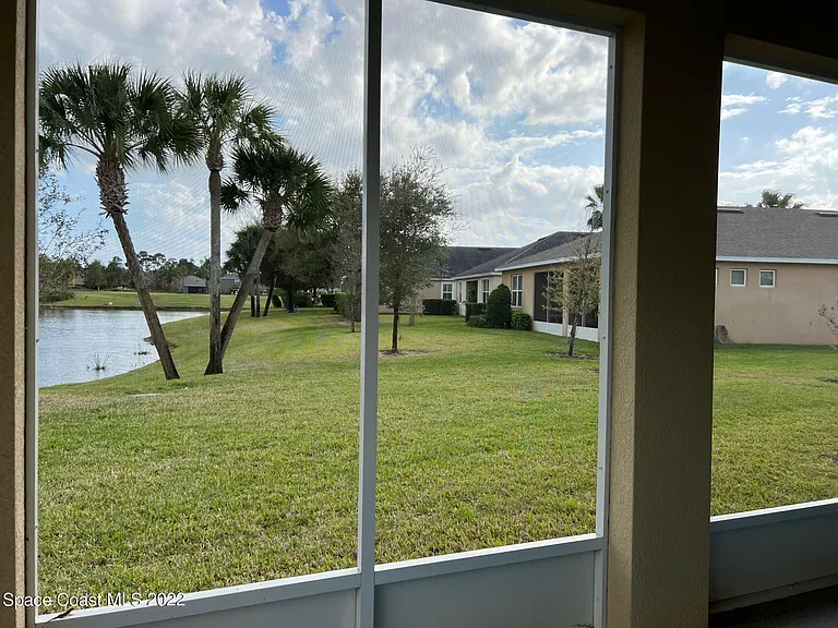 728 Remington Green Dr SE — Photo 20