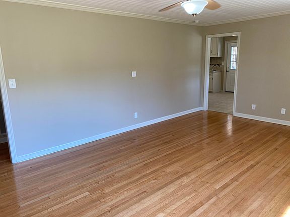 5th image of 216 Hicks Ln #0