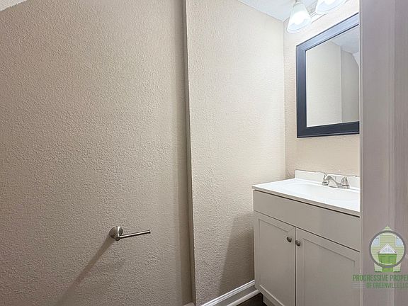 5th image of 10 Stag St #2