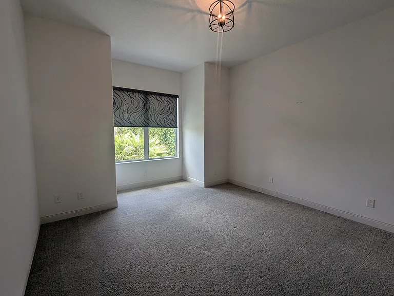 760 N Hunt Club Dr — Photo 30