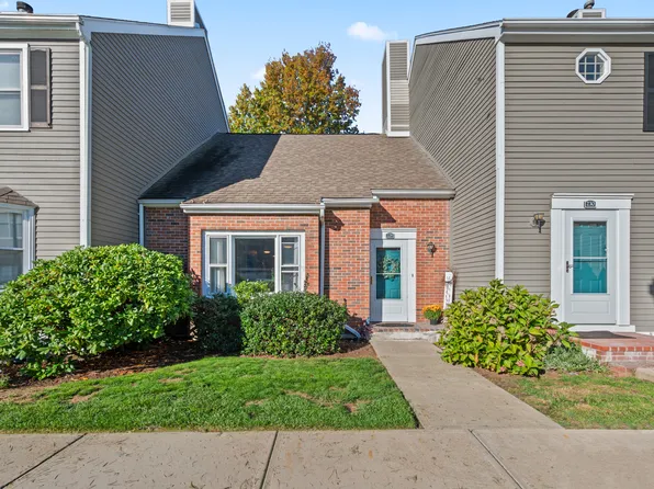 228 Georgetown Drive #228, Glastonbury, CT 06033