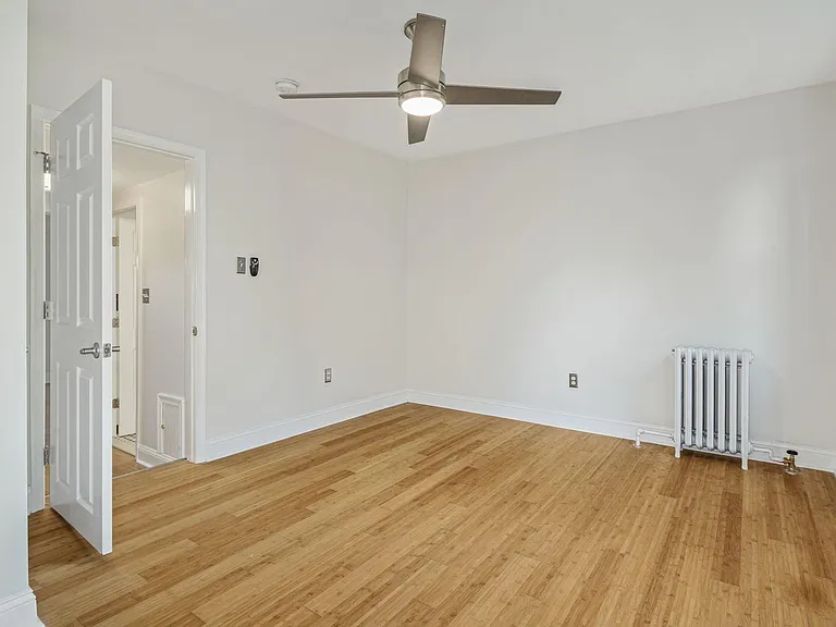 Bedroom 2 (back of house)