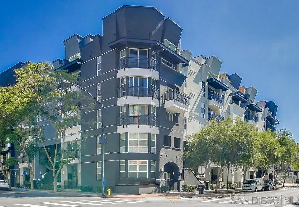 1st image of 525 11th Ave Unit 1310