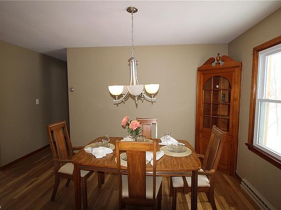 5th image of 4121 Jeanne Dr