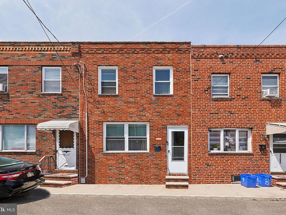 1st image of 3260 Webb St
