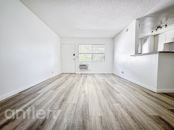 4th image of 631 N Cerritos Ave #A214