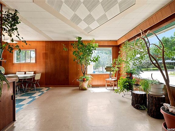 4th image of 1632 9th AVENUE N