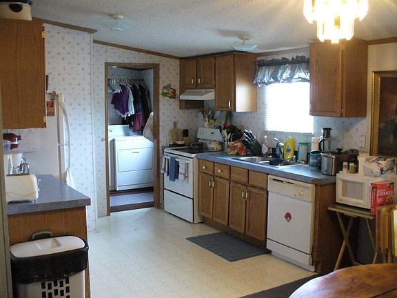 5th image of 393 Private Road 1198