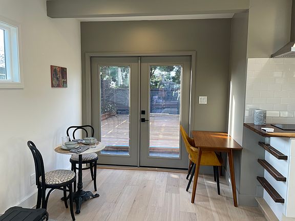 4th image of 4019 Rhoda Ave