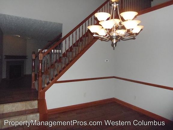 5th image of 3749 Waterbury Ln