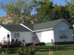 713 Road 539, Glendive, MT 59330