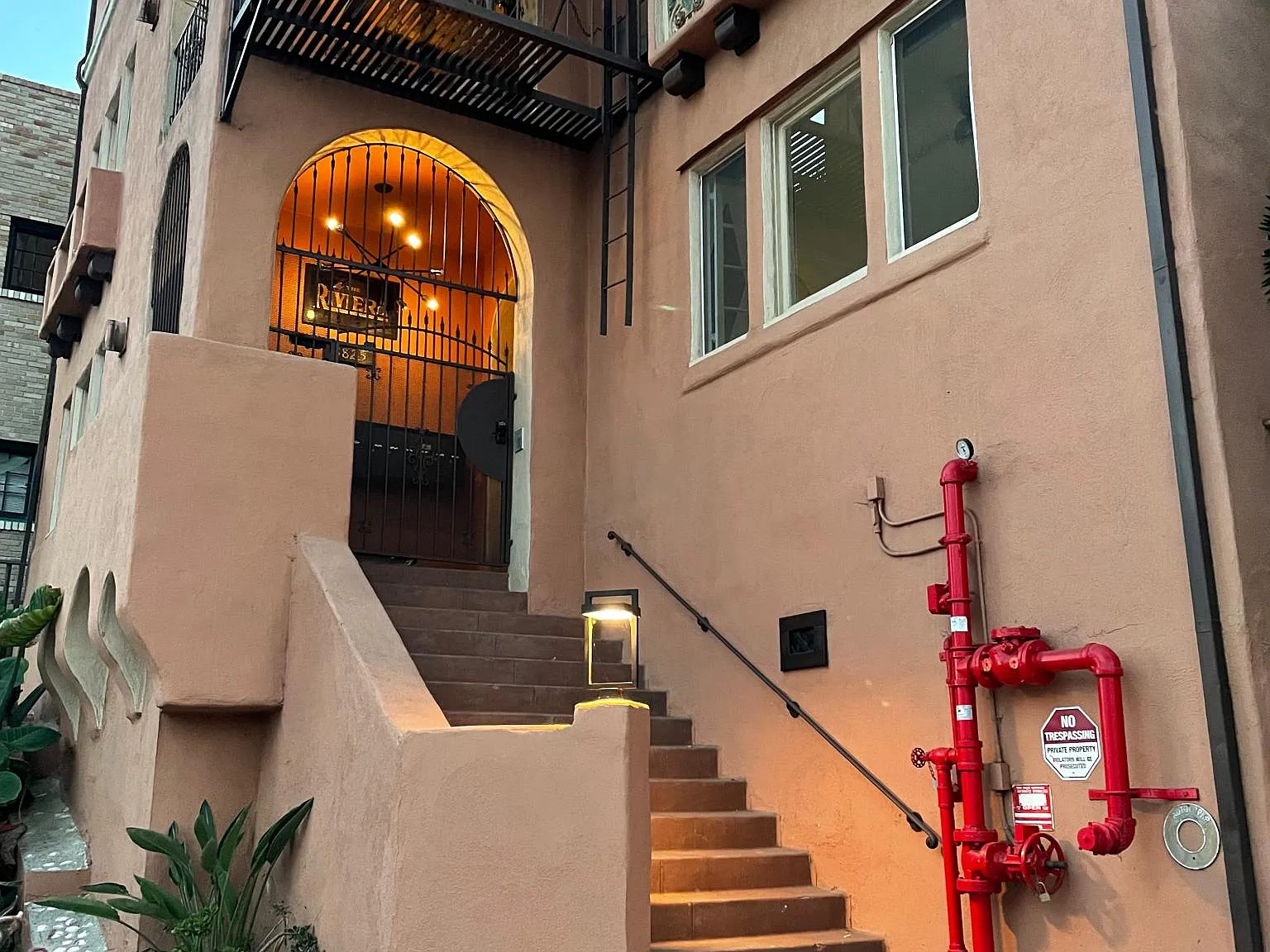 3825 Bluff Place — Photo 4
