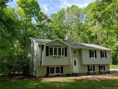 61 Loomis Rd, Colchester, CT, 06415