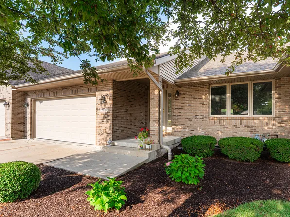 562 Katherine Cir, Dekalb, IL 60115