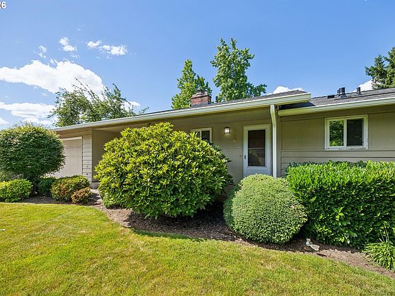 3rd image of 9285 SW Whitford Ln