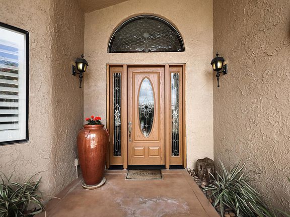 5th image of 43761 Chapelton Dr