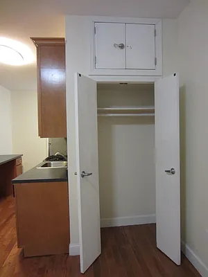 Rented by Bohemia Realty Group | media 37